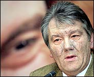 [ Ukranian presidential candidate Yushchenko after dioxin poisoning ]