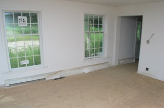 [ Living room of unsold spec house ]