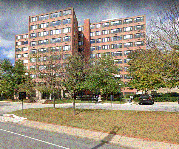 Modern high-rise apartment building where I lived from 10th grade thru my early years in the work force, 1958-74, with hiatuses.